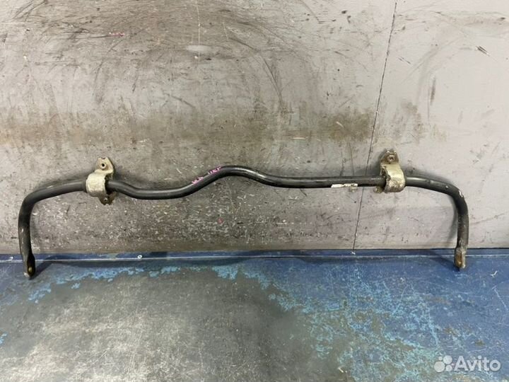 Стабилизатор передний Audi Q3 8U