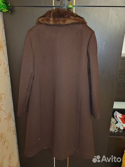 Пальто женское зимнее