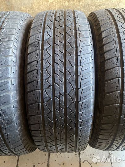 Michelin Latitude Tour 265/65 R17