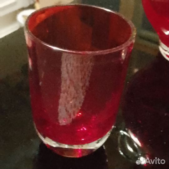 Кувшин с двумя стаканами рубиновое стекло