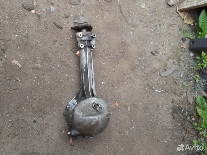 Сузуки гранд витара 2000-2005 год чулок переднего