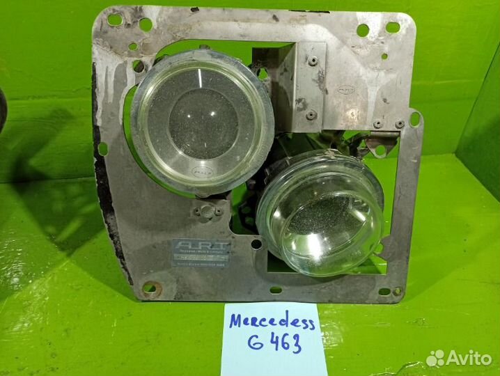 Фара передняя Mercedes G-Class G463