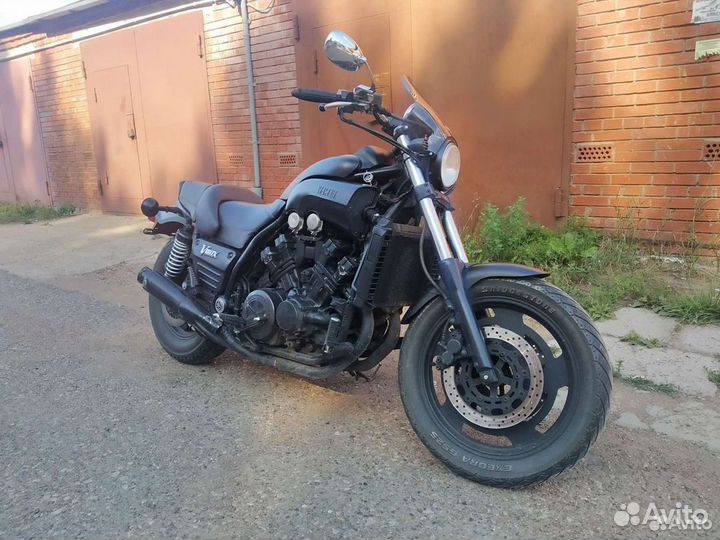 Продам V-max 1200