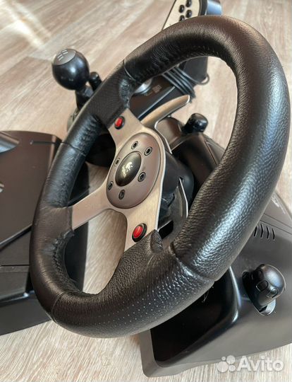 Игровой руль Logitech G25