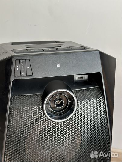 Колонка Sony GTK-X1BT bluetooth