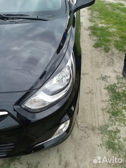 Накладки/реснички на фары solaris