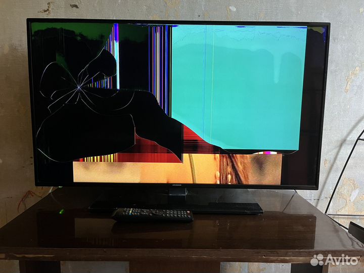 Телевизор + тумба