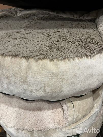 Лежанка для собак