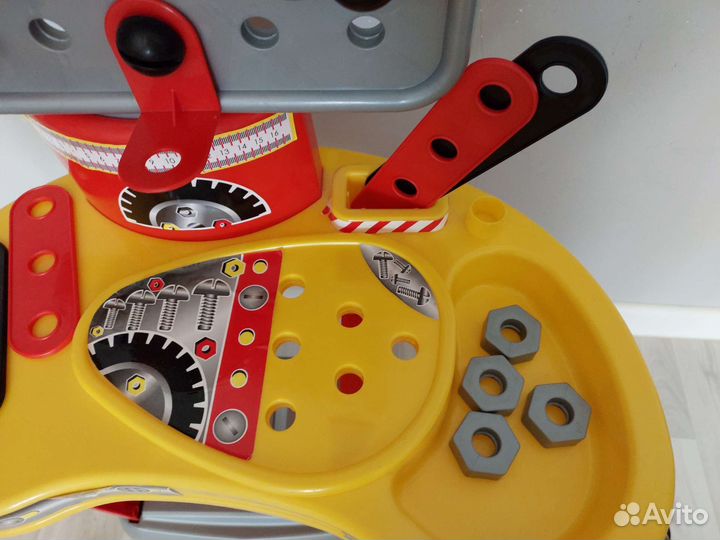 Детский набор инструментов. Мастерская верстак