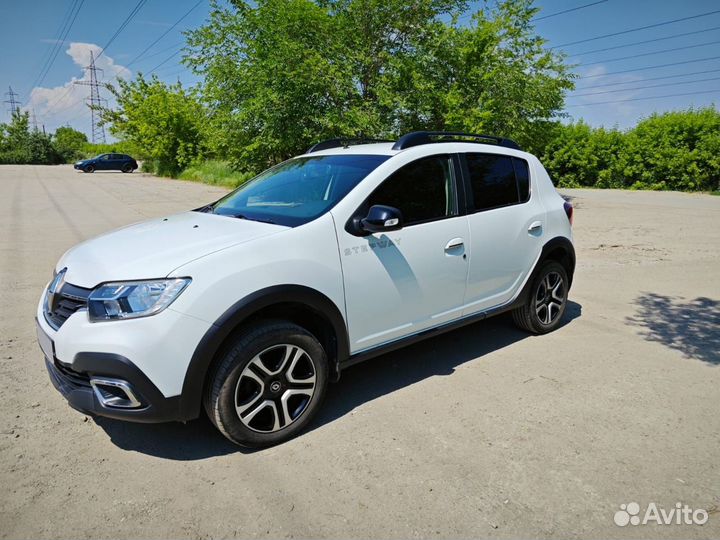 Renault Sandero Stepway 1.6 CVT, 2018, 35 000 км