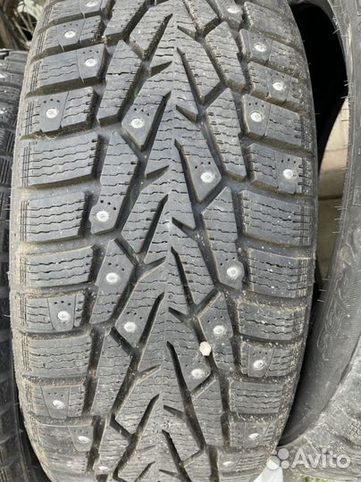 Nordman 7 215/60 R17 100T