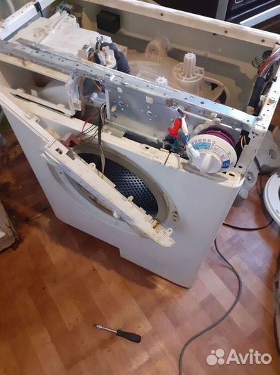 Ремонт стиральных машин Ремонт холодильников