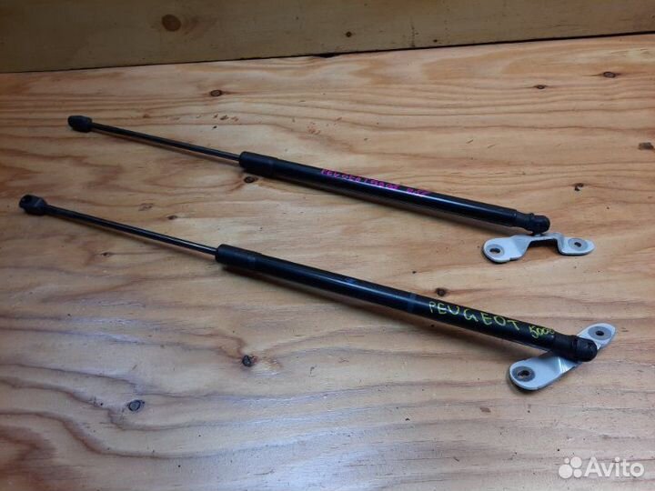 Амортизатор двери багажника peugeot 5008