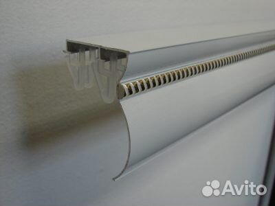 Карнизы алюминневые настенно потолочные