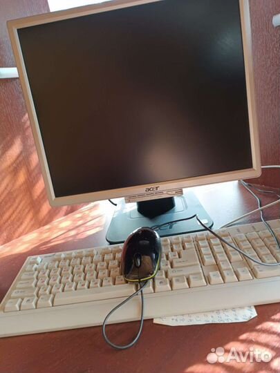 Отдам Компьютер Acer,процессор Lg