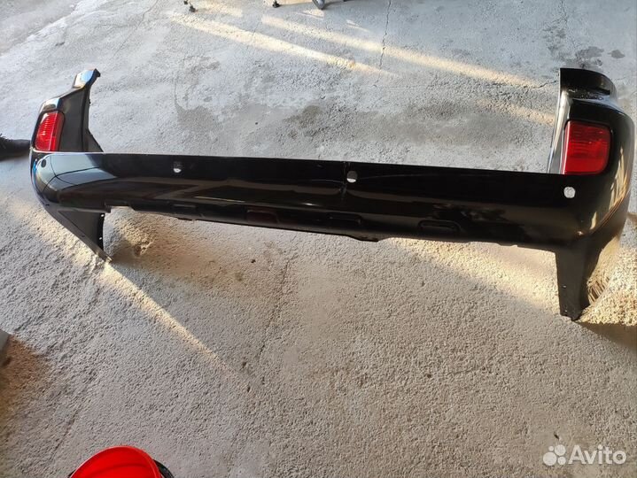Задний бампер toyota land cruiser 200
