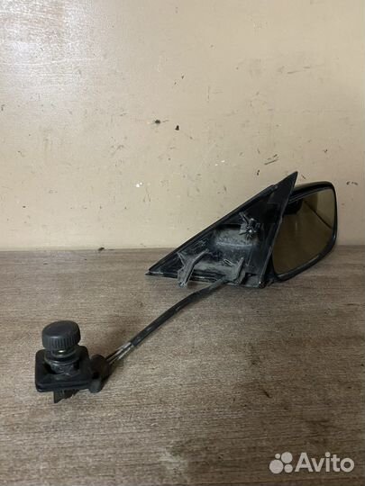 Зеркало правое Passat B3 механическое