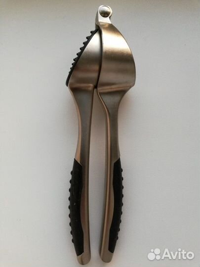 Прессы для чеснока (алюминиевый и стальной)