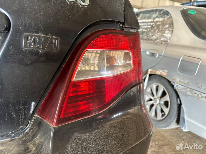 Фонарь задний правый Daewoo Nexia 1.6 F16D3 2011