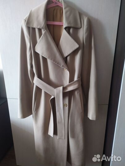 Итальянское пальто 40-42, натуральная шерсть