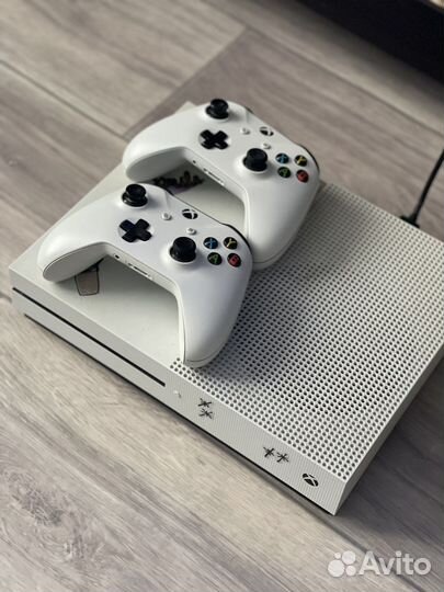 Xbox One s