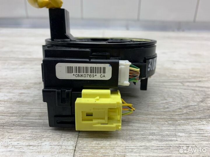 Шлейф руля Toyota Avensis универсал 1adftv 2007