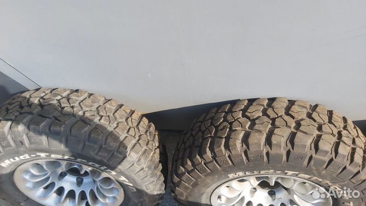 Диски колесные с резиной Pajero 2 235/75 R15