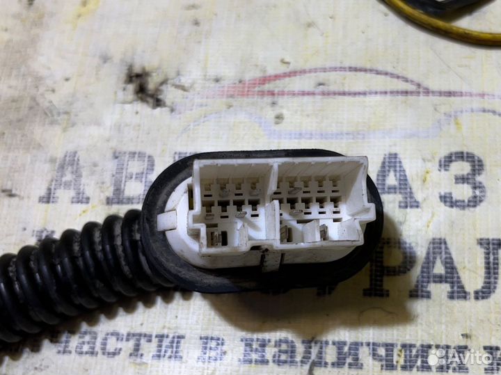 Проводка (коса) передней правой двери Kia Spectra