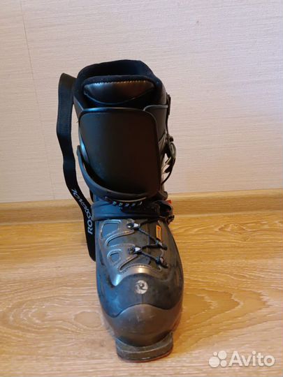 Горнолыжные ботинки 40 и 46 размеры