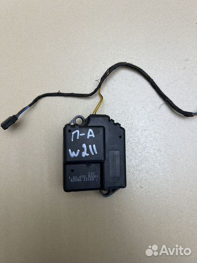 CD-чейнджер Mercedes W211