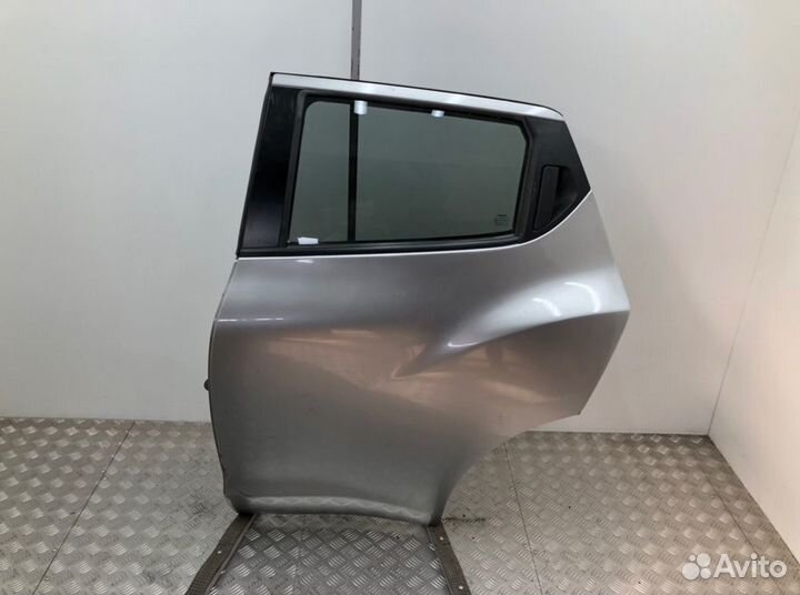 Дверь задняя левая Nissan Juke 1.6 I 2011