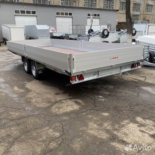 Огромный двухосный прицеп на 3500кг