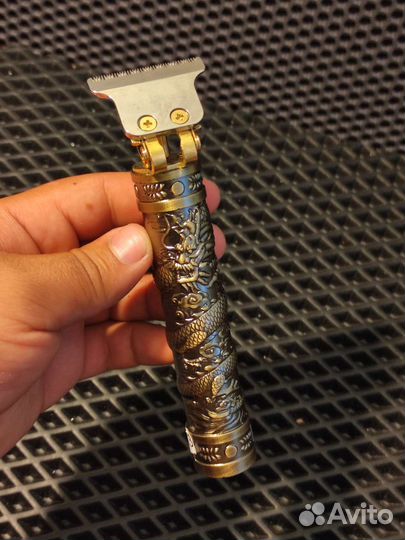 Триммер новый для бороды,и волос новый