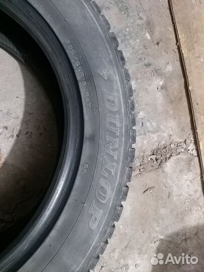 Dunlop SP Winter Ice 01 205/55 R16 T