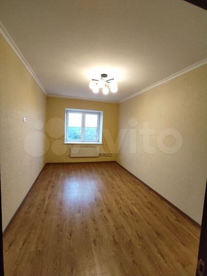 2-к. квартира, 81,2 м², 8/10 эт.