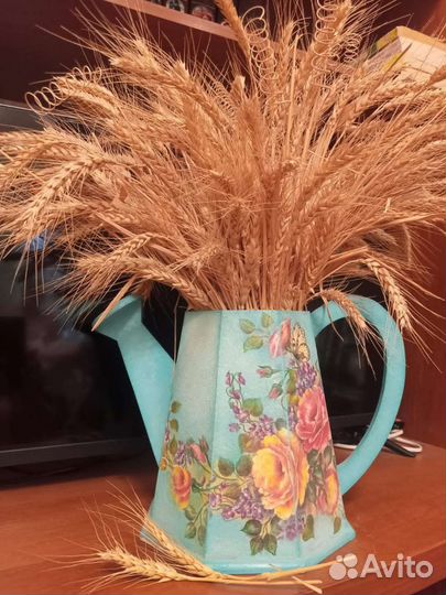 Ваза,лейка с букетом