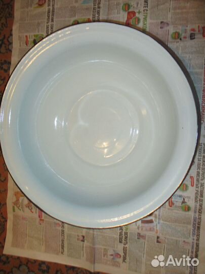 Тазы Эмалированные разные СССР. См. в описание