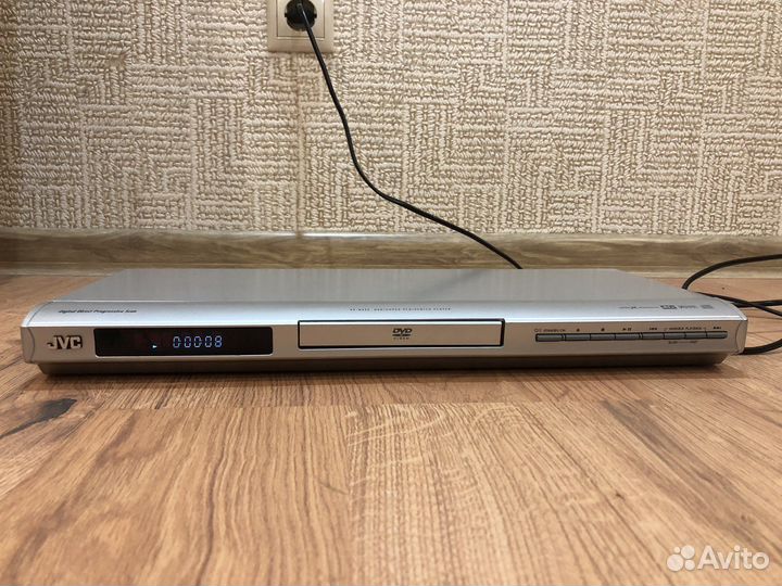 DVD плеер JVC