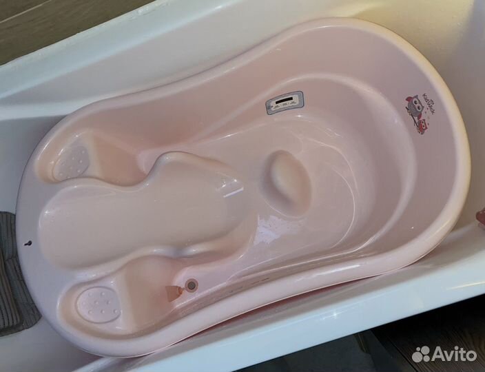 Ванночка для купания с горкой и термометром