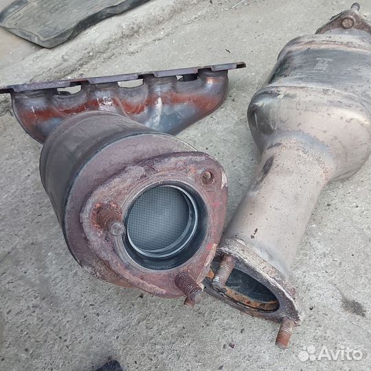 VW Polo 5 Выпускной коллектор + катализатор