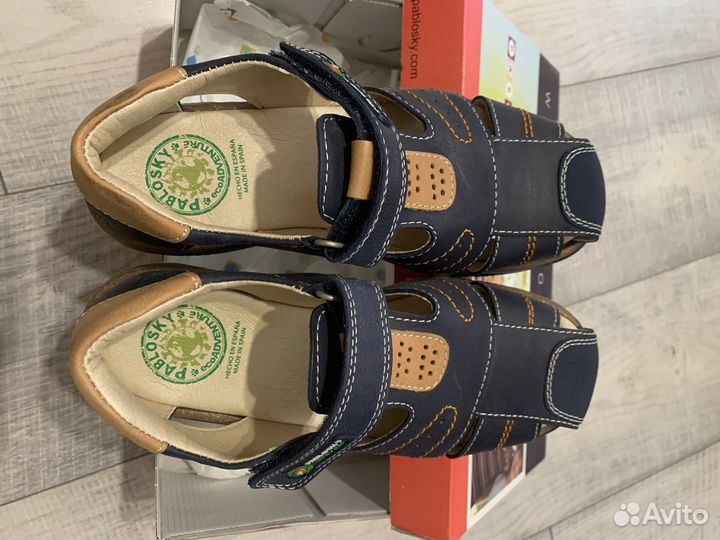 Босоножки новые 38