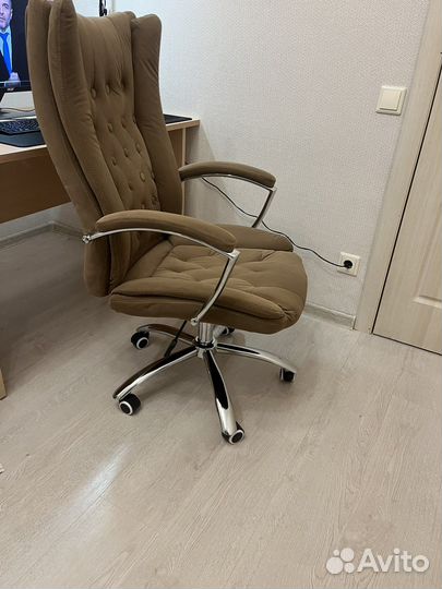 Компьютерное кресло