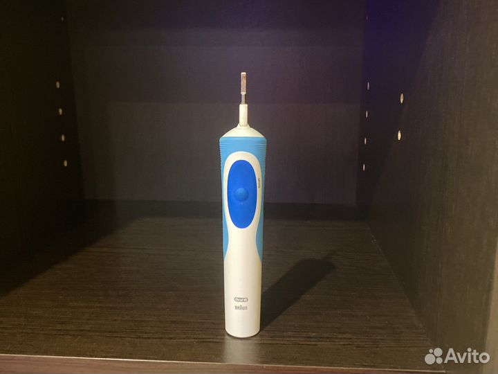 Зубная щетка oralB Braun timer