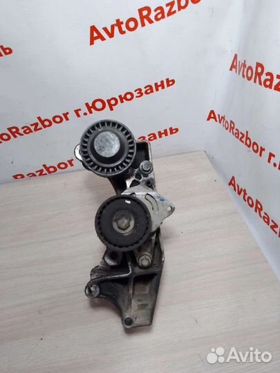 Кронштейн генератора Peugeot 206