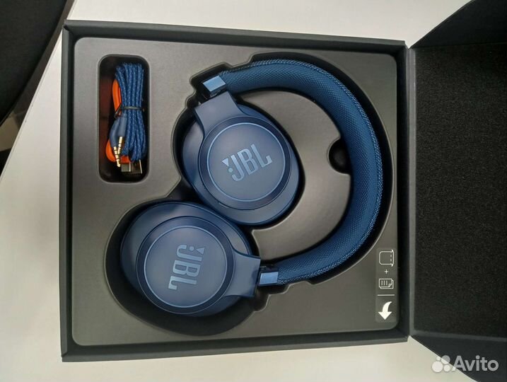 Беспроводные наушники JBL Live 660NC