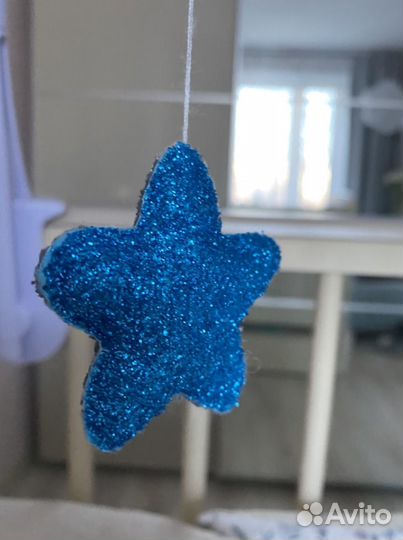 Мобиль с кронштейном и музыкальным блоком