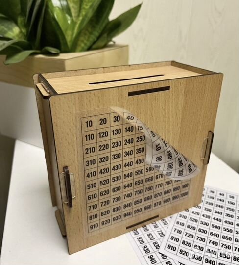 Копилка деревянная