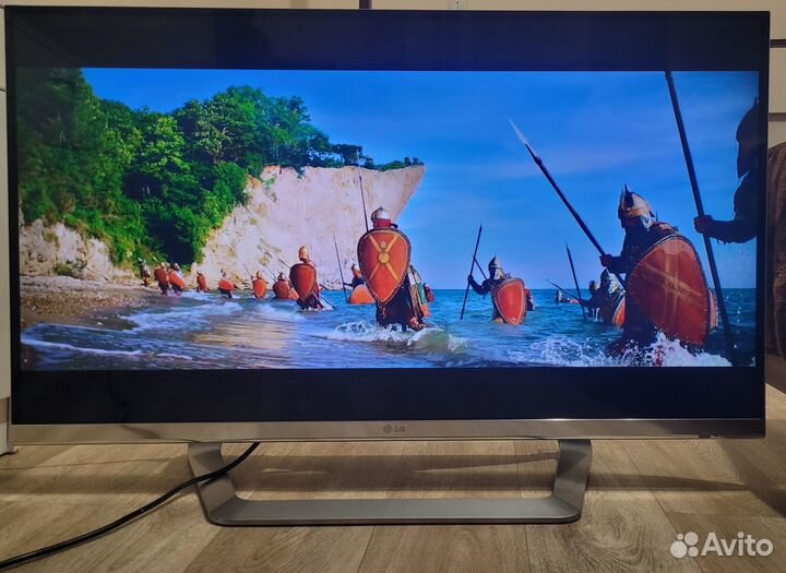Телевизор LG 42LM670