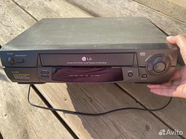 Видеомагнитофон LG, рабочий