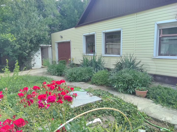 Дом 68 м² на участке 15 сот.